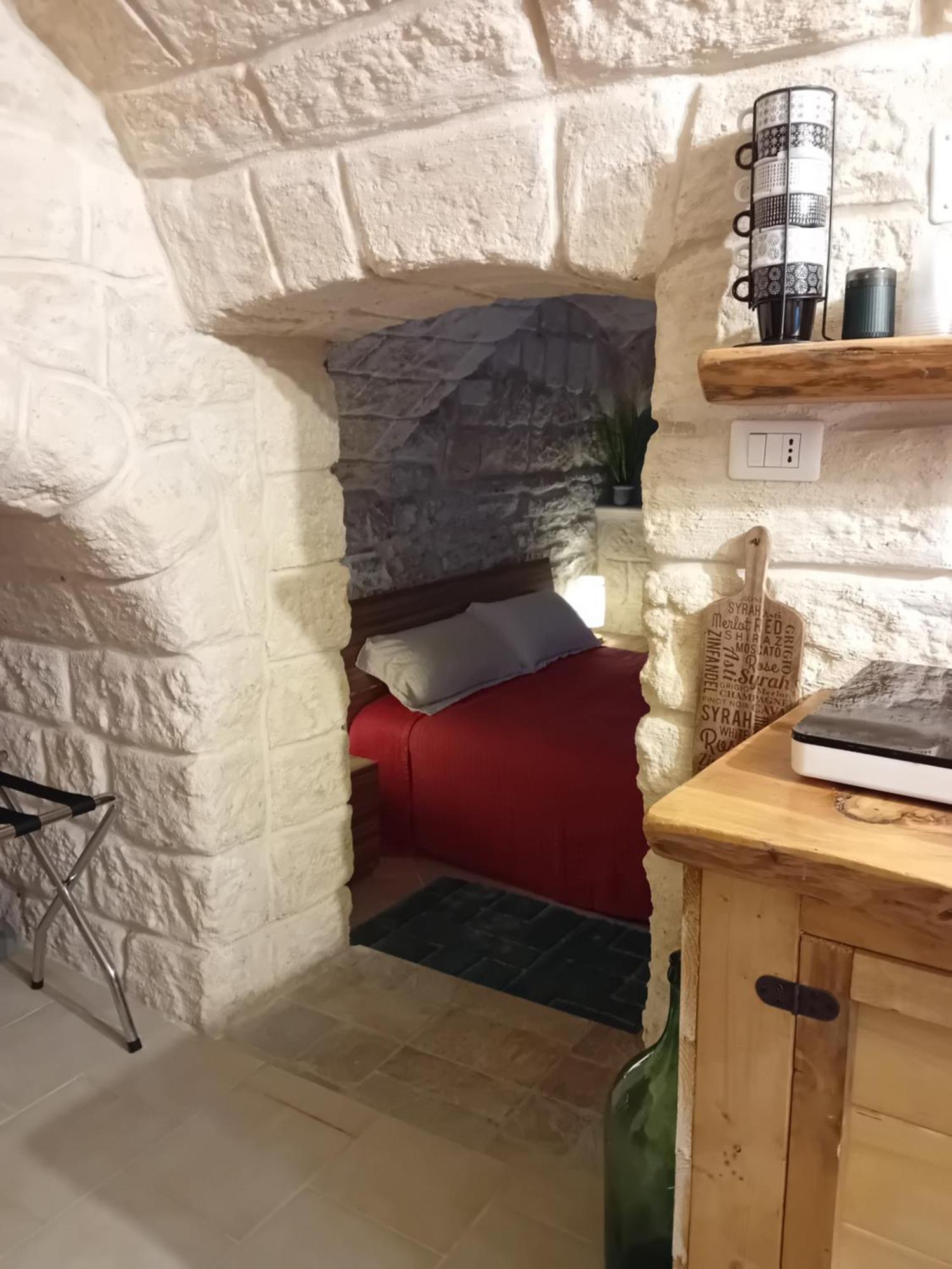 B & B La Grotta Bisceglie Exteriör bild