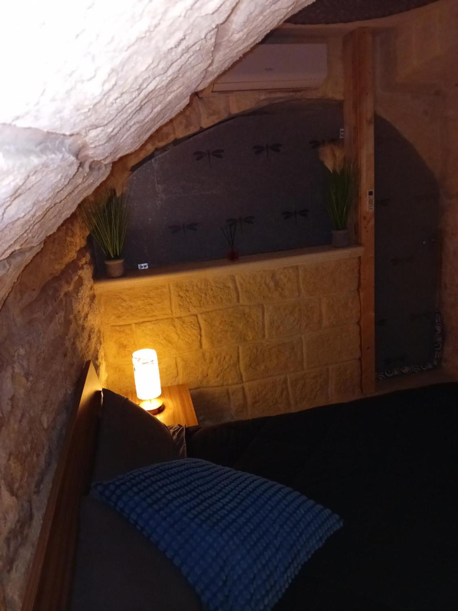B & B La Grotta Bisceglie Exteriör bild